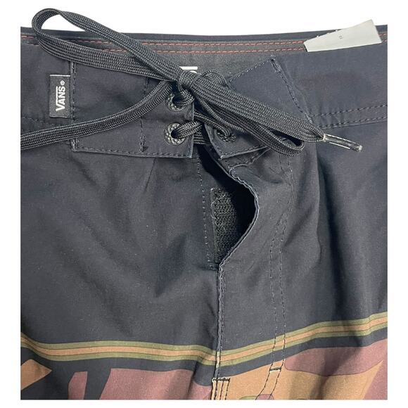 Vans Board Shorts Mens 32 Green Camouflage Black Swim Trunks Pocket Beach Cruise - Picture 7 of 15
